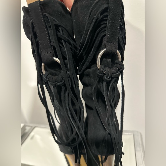 NWOT black suede-like slouchy heeled boots with tassels size 8.5 - Picture 2 of 5